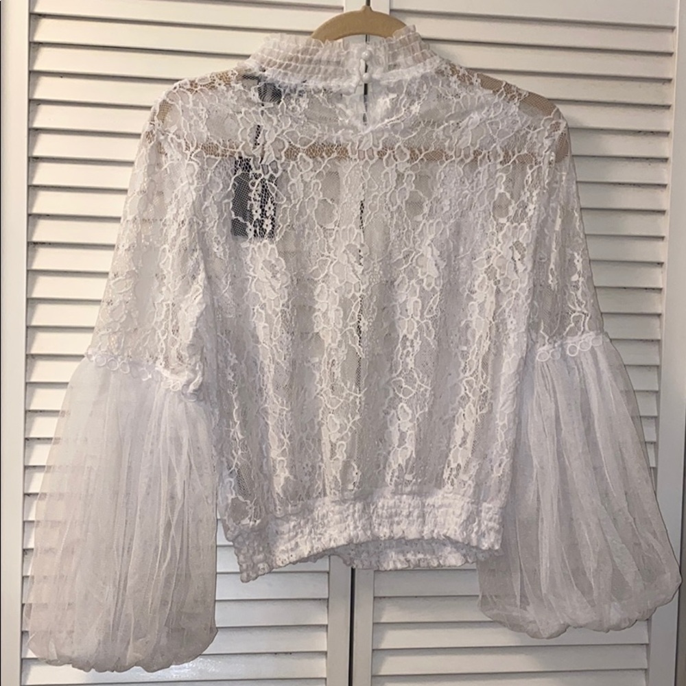 🔥Love University romantic lace junior top.🔥 - Picture 5 of 6